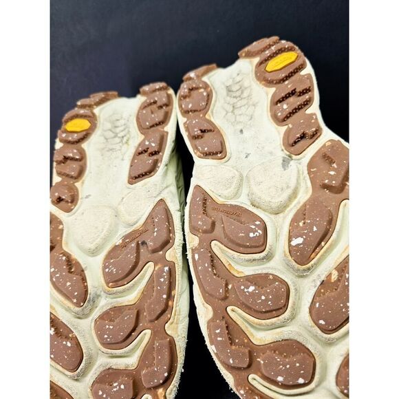 New Balance Men 11.5 Comfy footwear - Picture 9 of 12